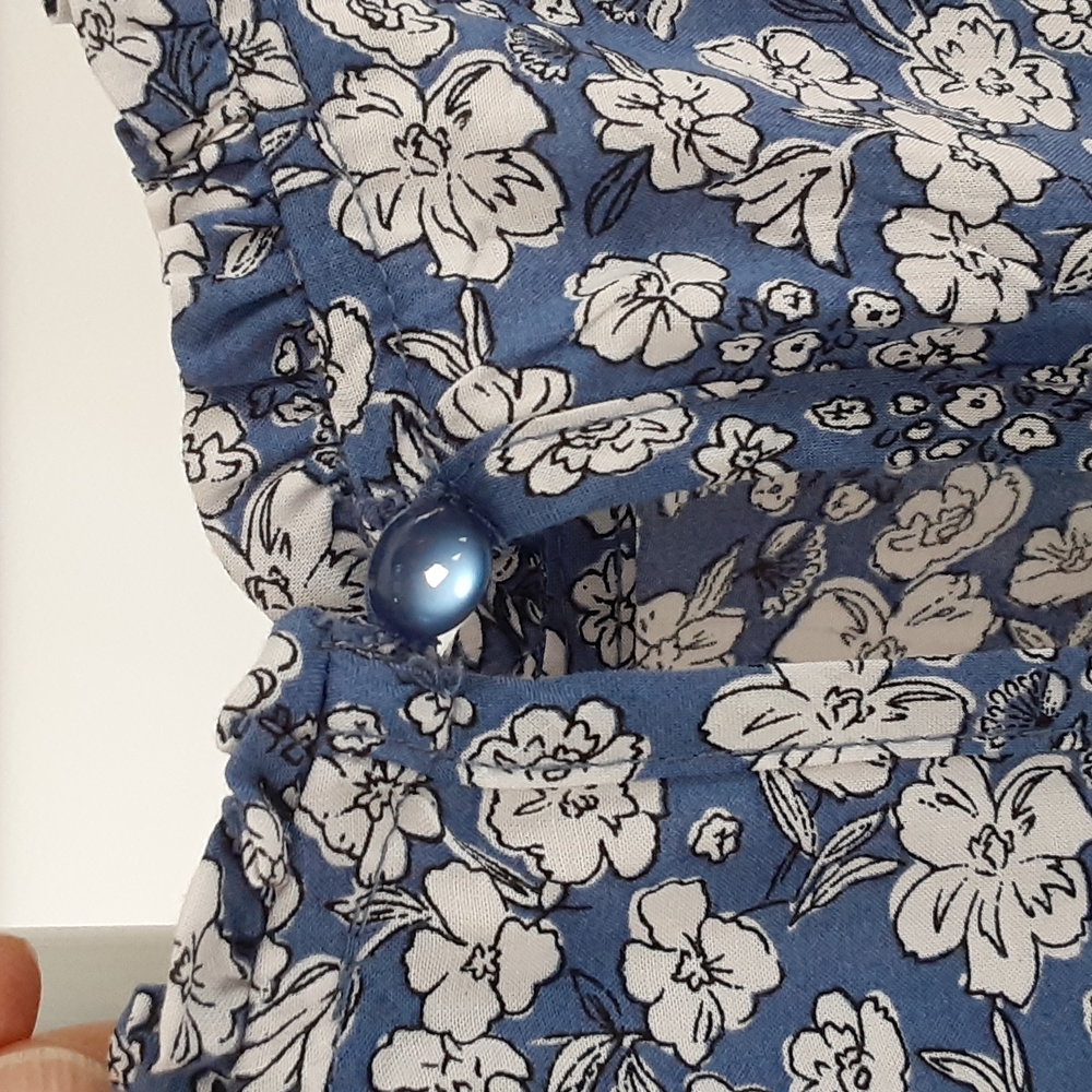 Rachel Zoe Blue Floral Sleeveless Top - Picture 4 of 7